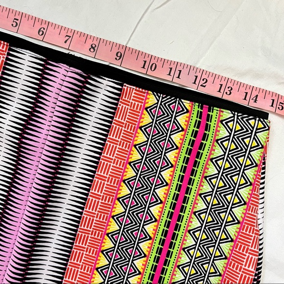 Bisou Bisou Multicolor Geometric Pencil Skirt - Picture 4 of 6